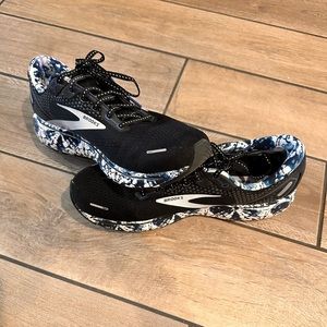 Brooks Ghost 14 - Size 11.5M